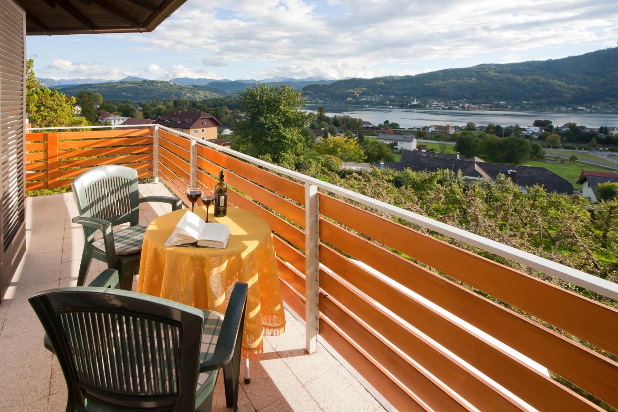St. Oswalderhof Panzió Pörtschach am Wörthersee Kültér fotó